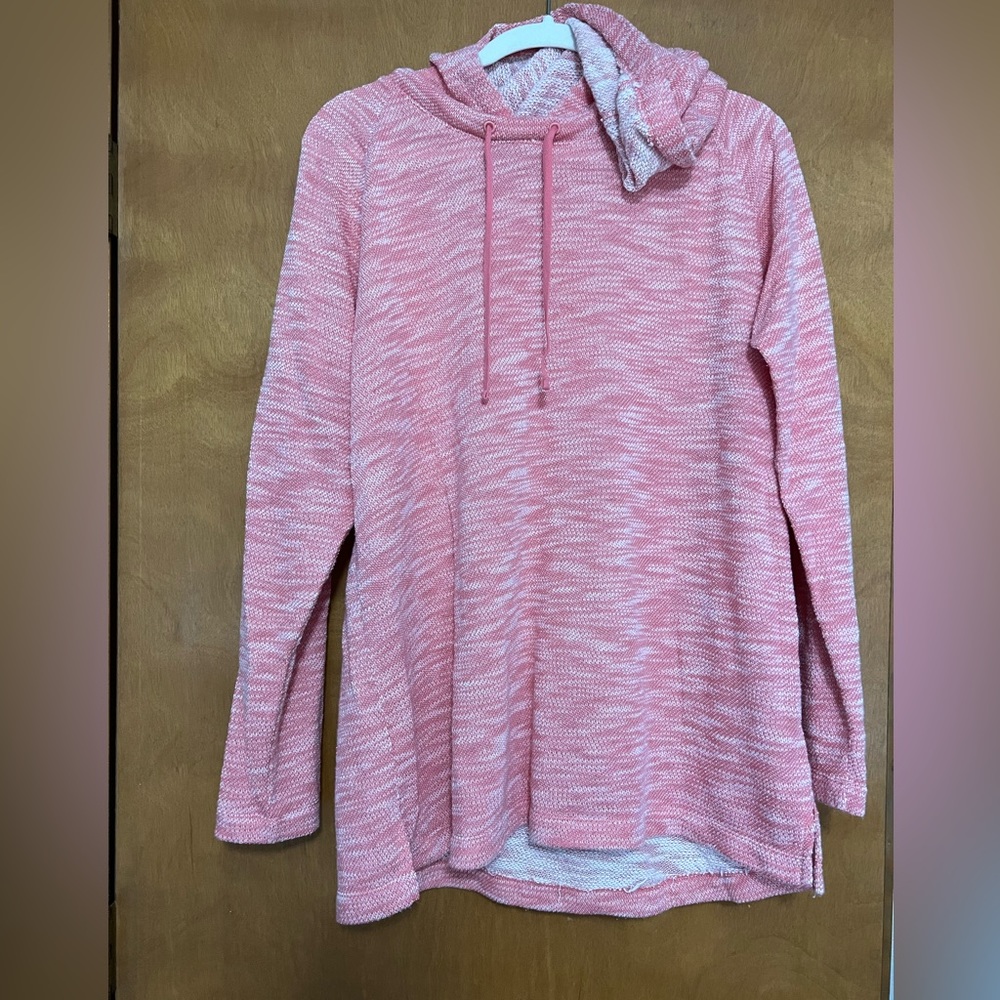 Lightweight Women’s Columbia hoodie.